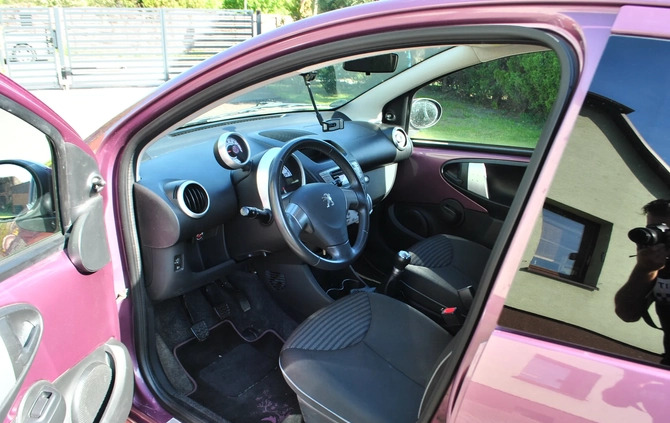 Peugeot 107 cena 19999 przebieg: 125000, rok produkcji 2013 z Szczebrzeszyn małe 667